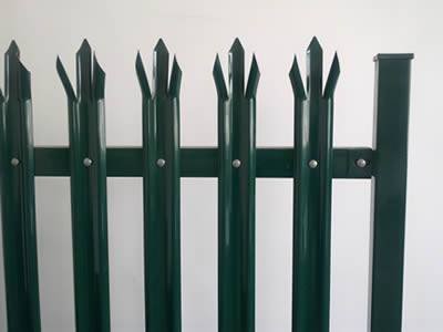 palisade-fence-square-post