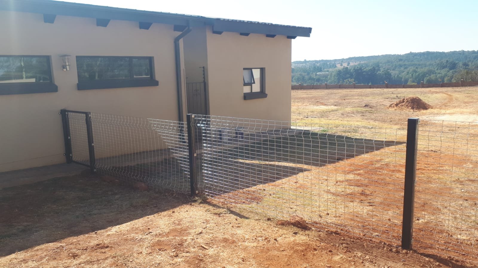 Low security clear view fencing color options