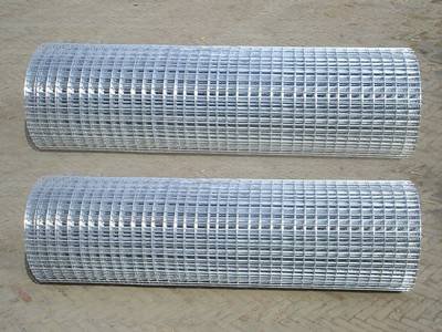 Multiple rolls of galvanized wire mesh