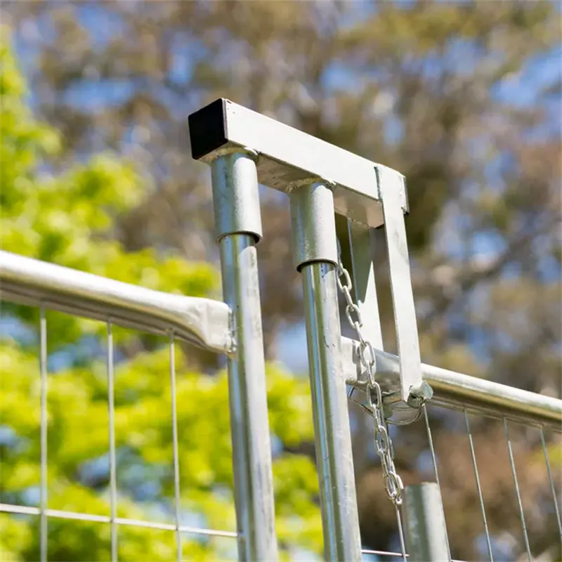 Temp-fence-hinge.pngampnocache1