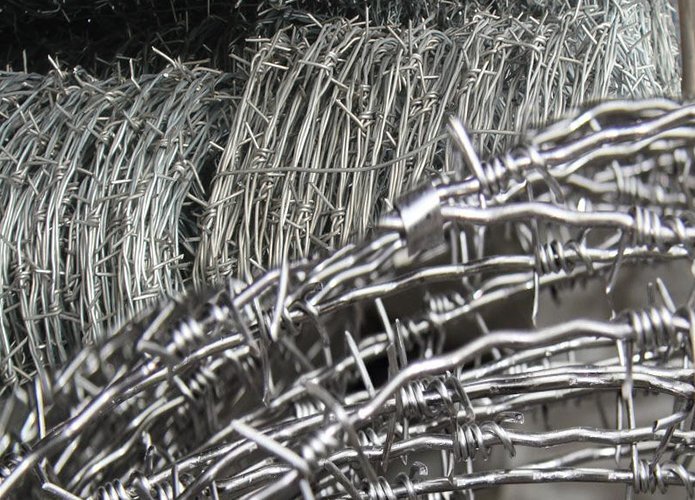 concertina-barbed-wire-regular-barb