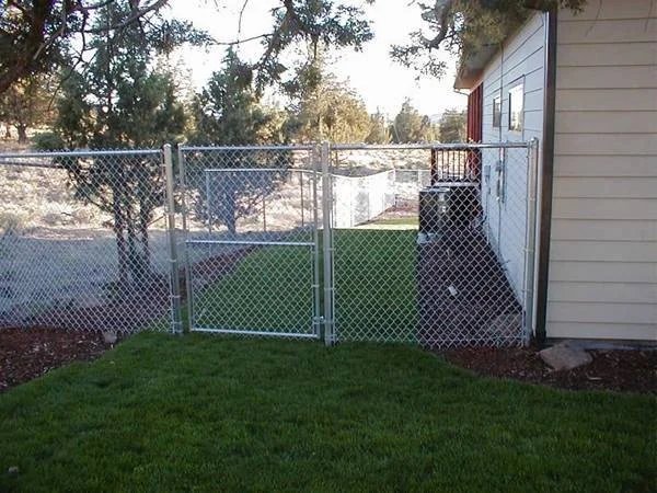 galvanized-chain-link-fence-yard-fencing