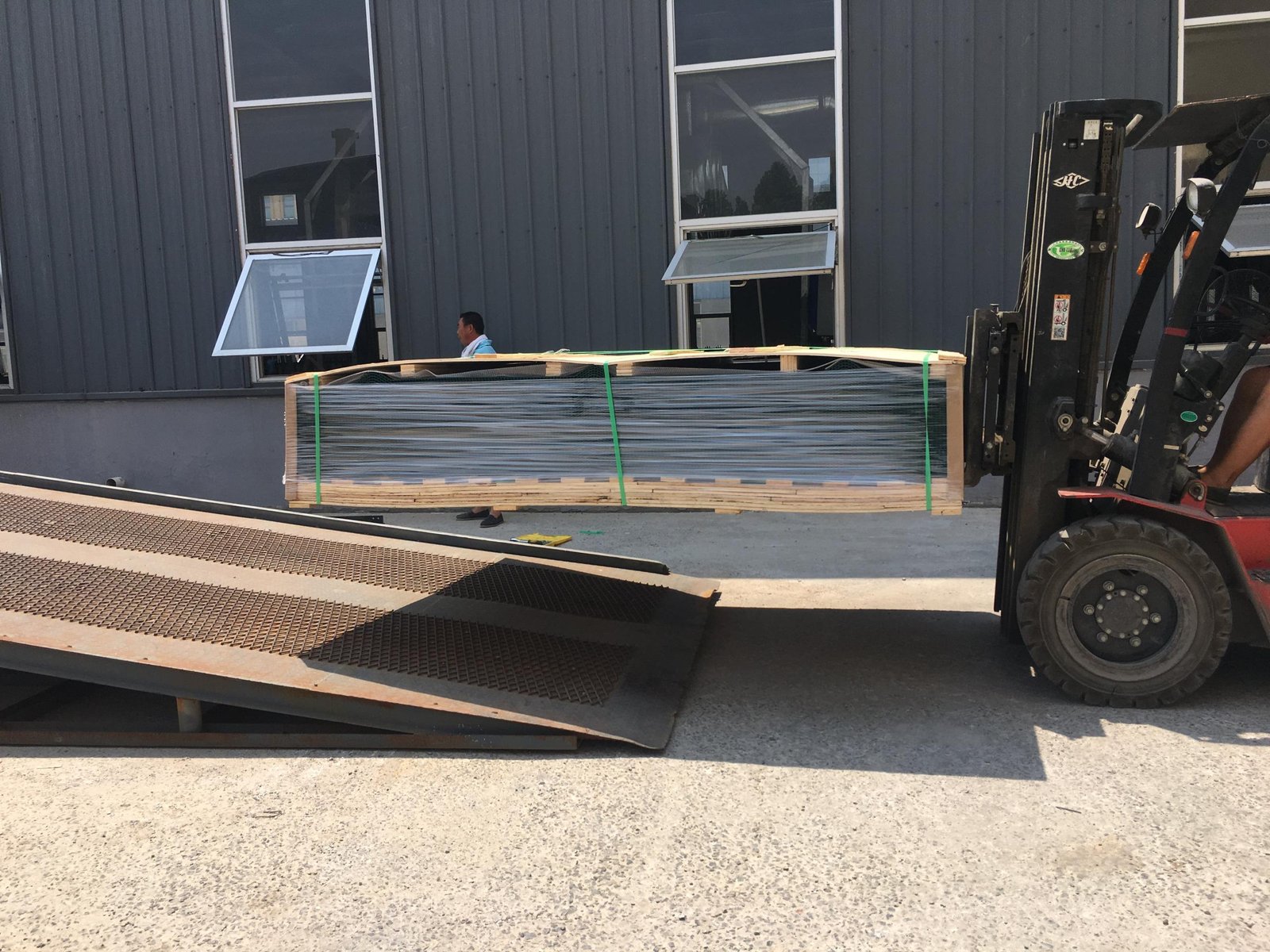 See-through fence steel components prepared for shipment