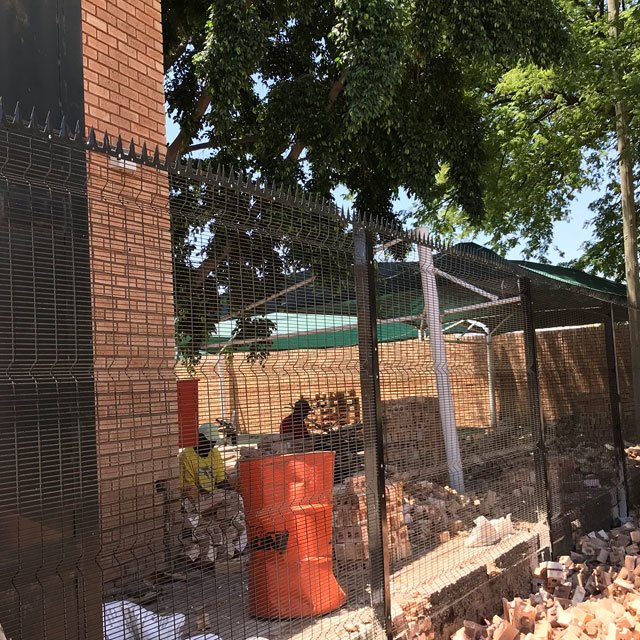 All view fencing welded security mesh for visible perimeter monitoring