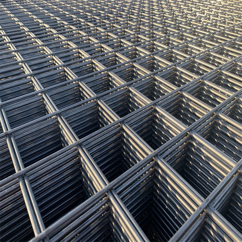 Galvanised wire mesh reference for agricultural and commercial steel mesh selection