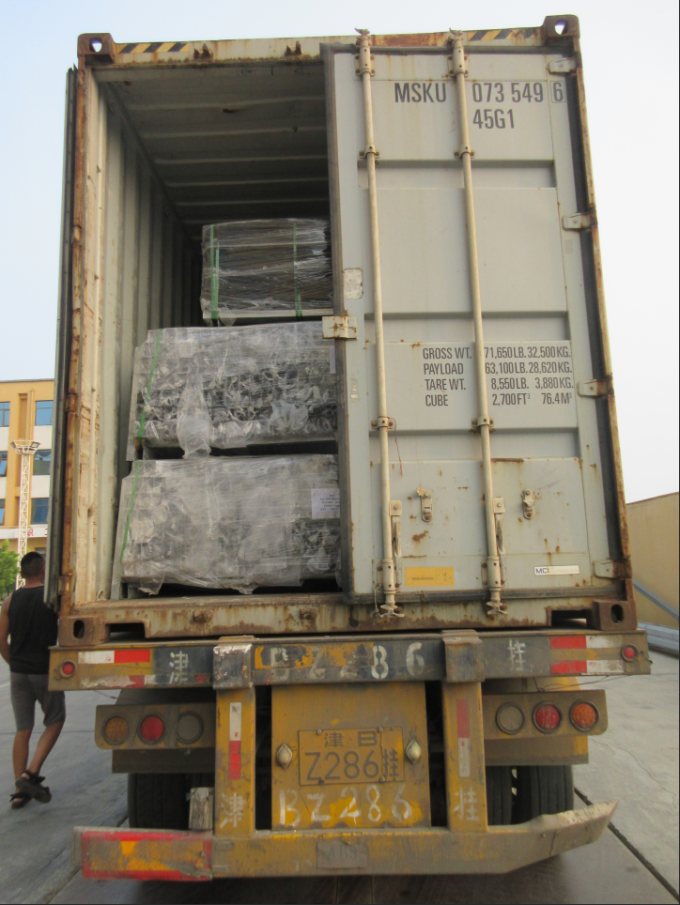 Original BMP export pallet and protective steel fence packing image