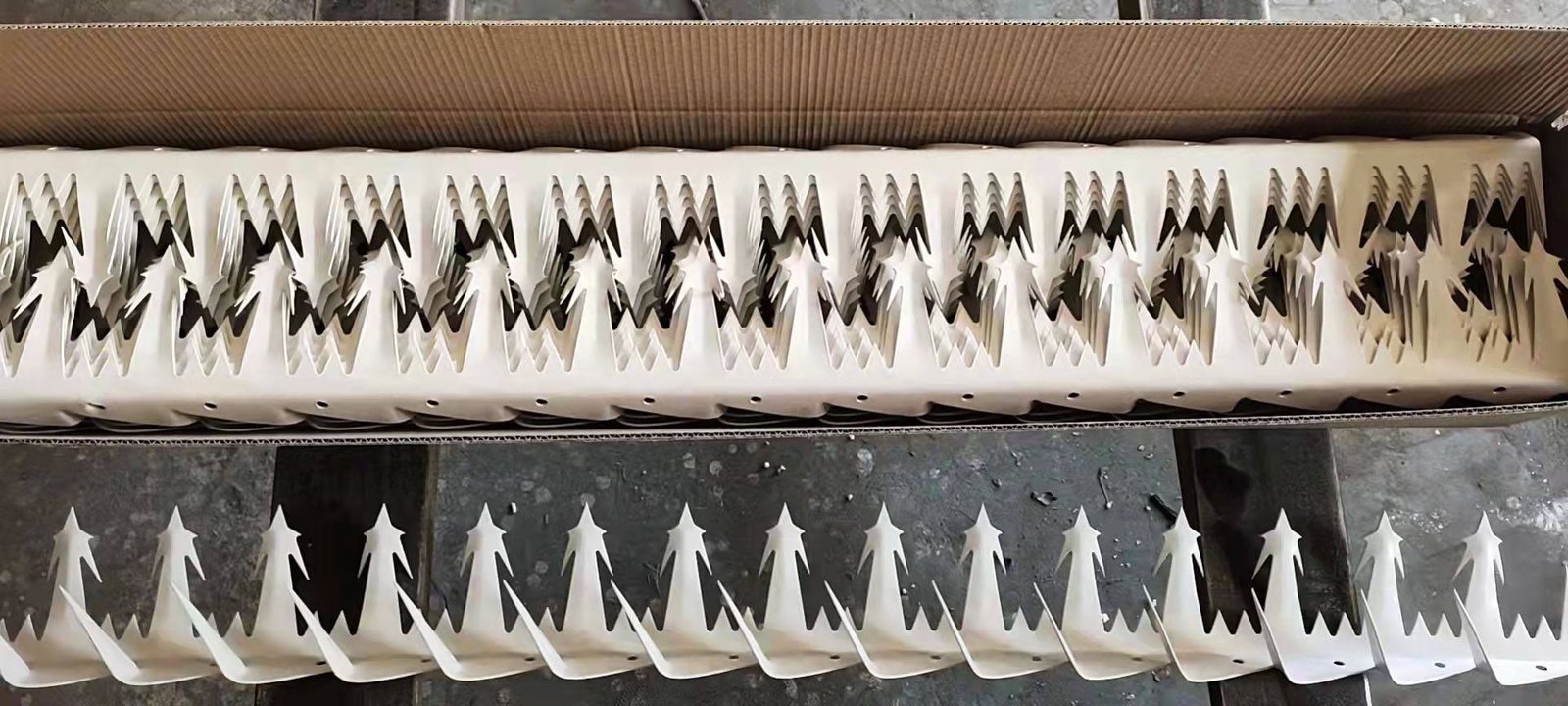 BMP steel anti-climb spike strip reference with pointed tooth arrangement