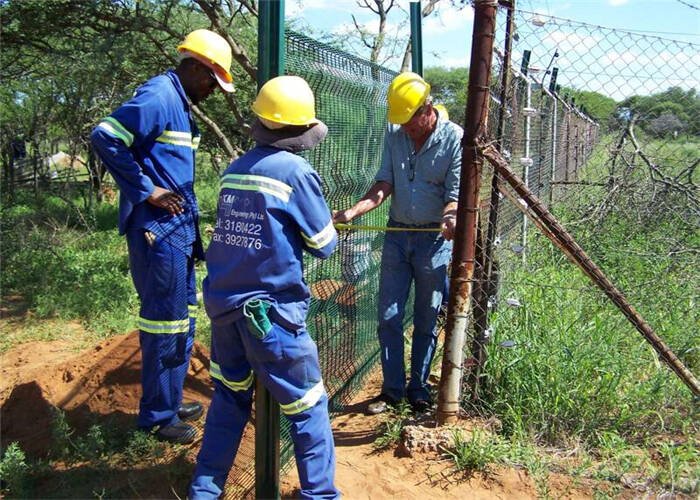 358 Prison Mesh Fencing security panel components and fixing arrangement for steel post installation