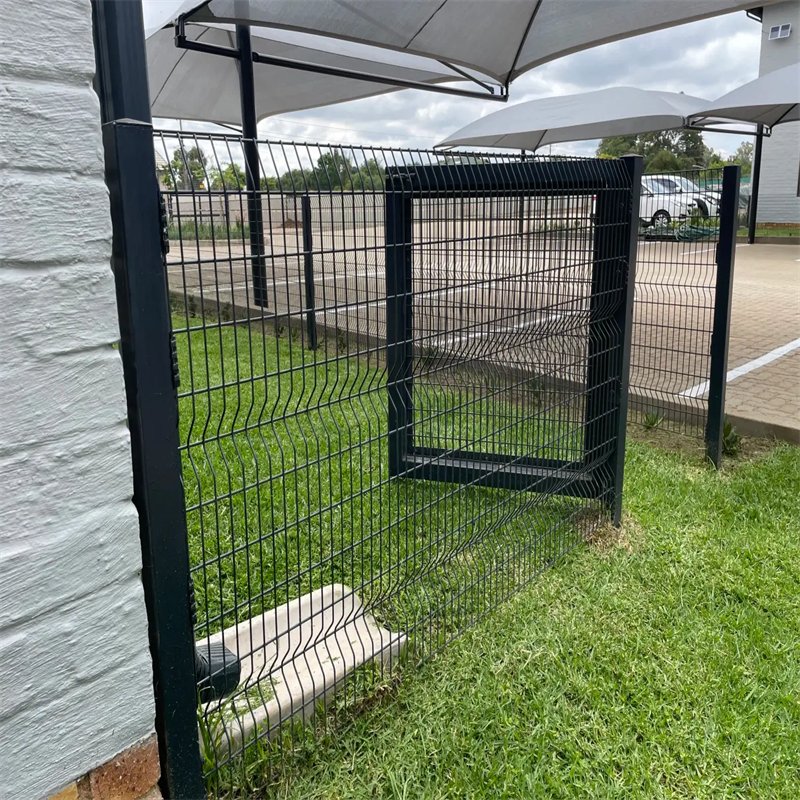 Clear View Fence Pictures showing low security welded mesh with nominal 75 by 50mm spacing