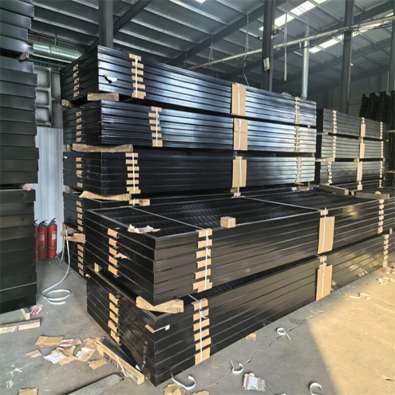 Clear View welded mesh fence panel gallery photograph