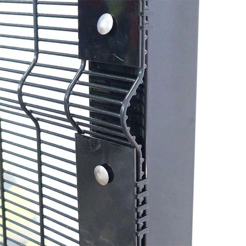 Clear View perimeter fencing original product gallery image