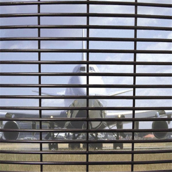 358 galvanized security mesh fence panel with closely spaced horizontal steel wires