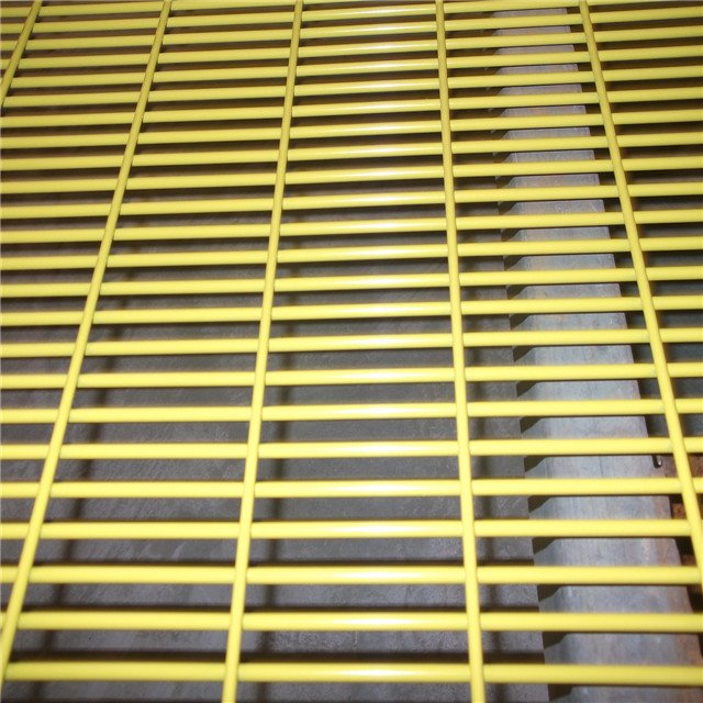 358 welded steel mesh panel construction and coating appearance reference