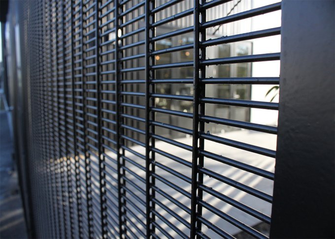 358 anti-climb security fencing product and export packing detail for coastal South African projects
